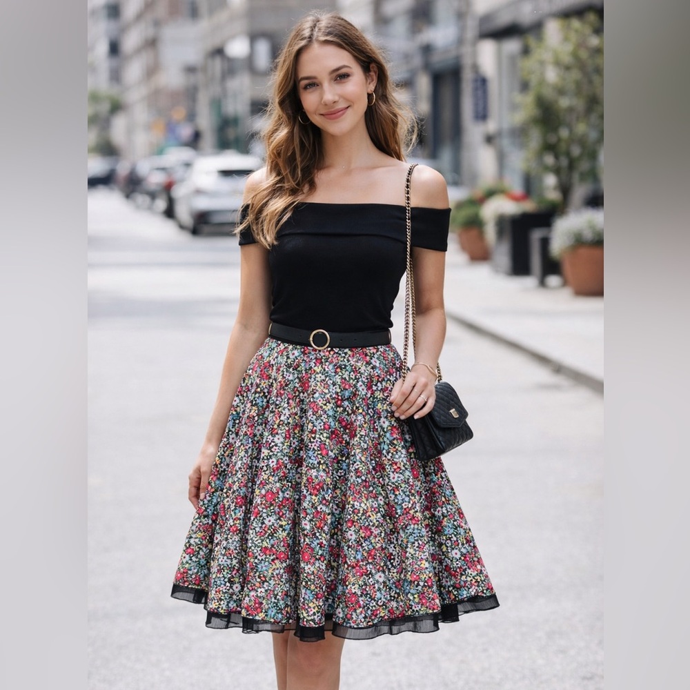 Vintage Christopher & Banks Floral A-Line Skirt Size 14 Pleated Black Background